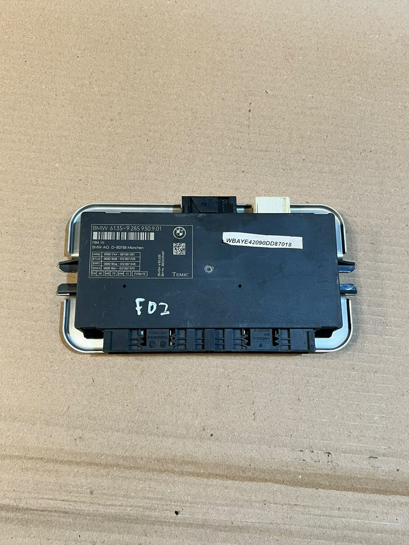 BMW 7 Series F01 F02 740i 750i FRM3 Footwell LED Control Module 9285930 OEM
