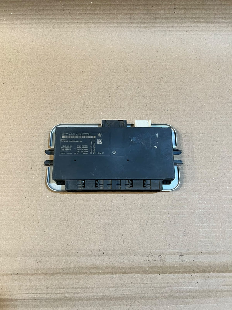 BMW 5 7 Series F07 F10 F11 F01 F02 FRM3 Footwell Light Control Module 9210399 OEM