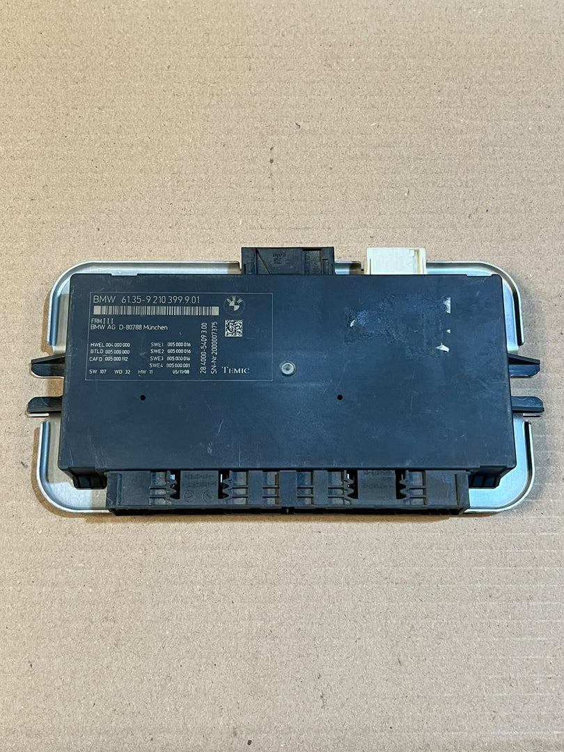 BMW 5 7 Series F07 F10 F11 F01 F02 FRM3 Footwell Light Control Module 9210399 OEM