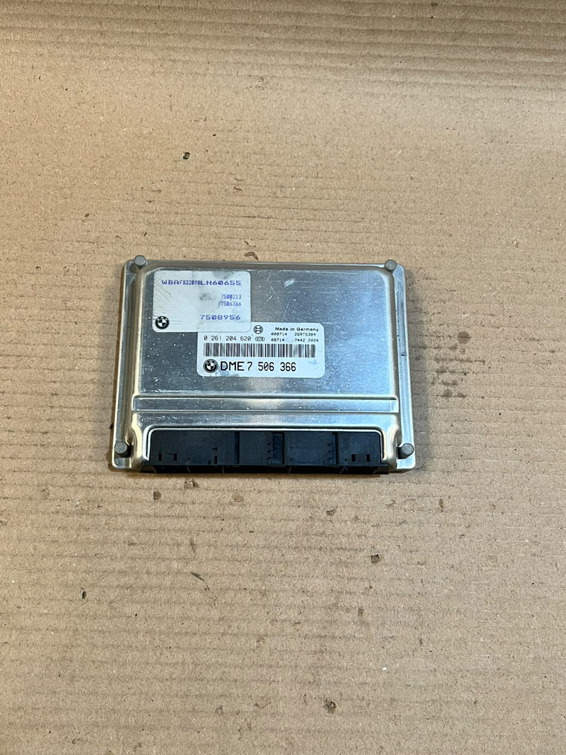 1999-2001 BMW 740i E39 M62 Engine Control Module SET DME + EWS + 1KEY 7506366