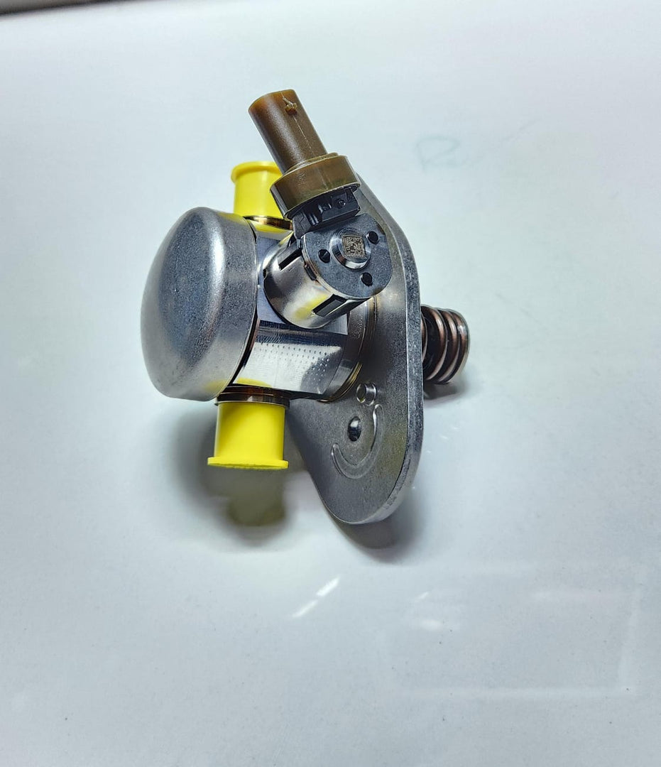8631642-Genuine BMW 740i G20 G30 F48 B38 B48 B58 High Pressure Fuel Pump OEM New