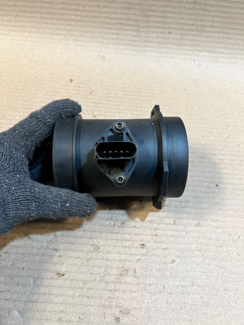 2000 BMW X5 E53 4.4i M62 Mass Air Flow Meter MAF Sensor RHD OEM