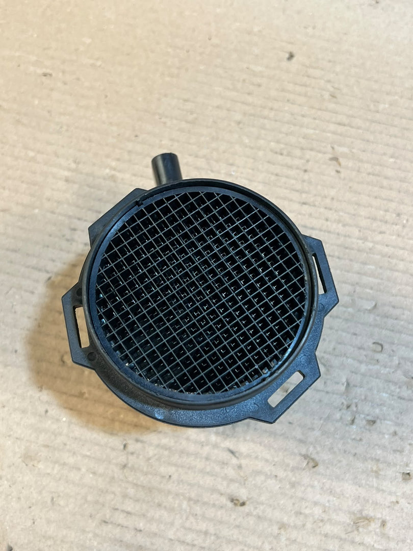2000 BMW X5 E53 4.4i M62 Mass Air Flow Meter MAF Sensor RHD OEM