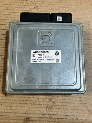 BMW 3 Series E90 320i MSD81 Engine Control Unit ECU DME 7599881 OEM
