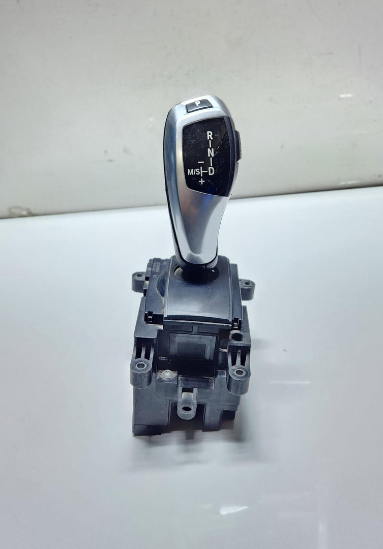 2010-2013 BMW 530i Gear Selector Lever 9218102 F10 and F11 RHD