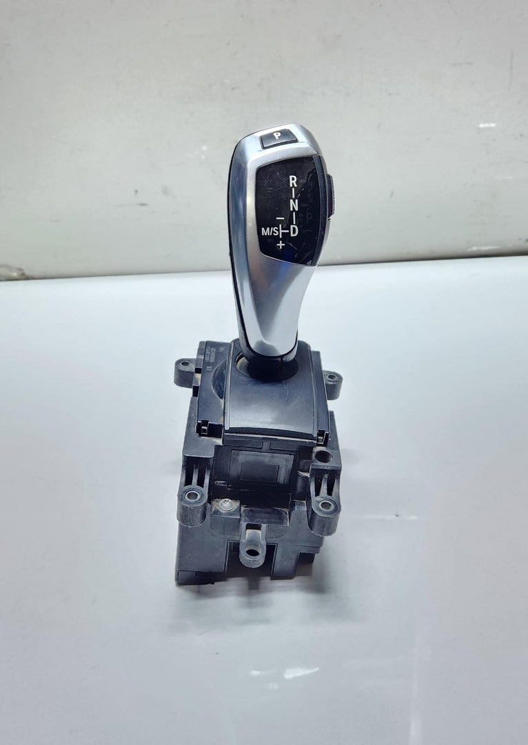 2010-2013 BMW 530i Gear Selector Lever 9218102 F10 and F11 RHD
