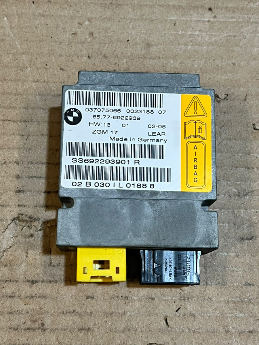 BMW 7 Series E65 E66 E67 SRS Airbag Safety Control Module ECU 6922939 OEM