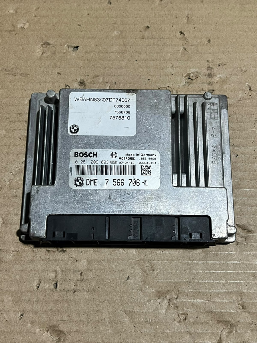 2006-2007 BMW 550i 650i 750i N62 Engine Control Unit DME ECU Bosch 7566706 OEM