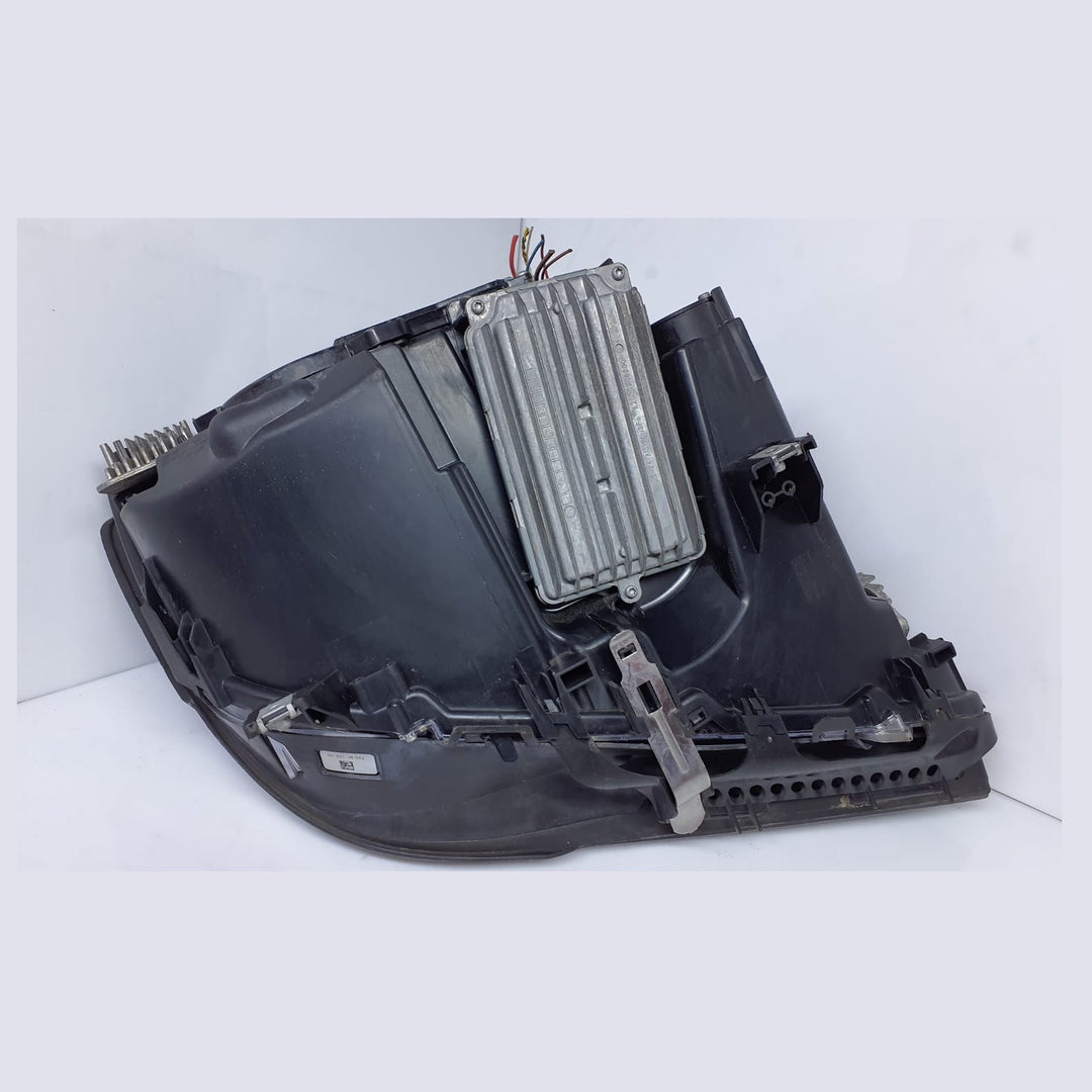 BMW F01 F02 Front Left & Right LED Headlight Set (7348497 / 7371356) – OEM