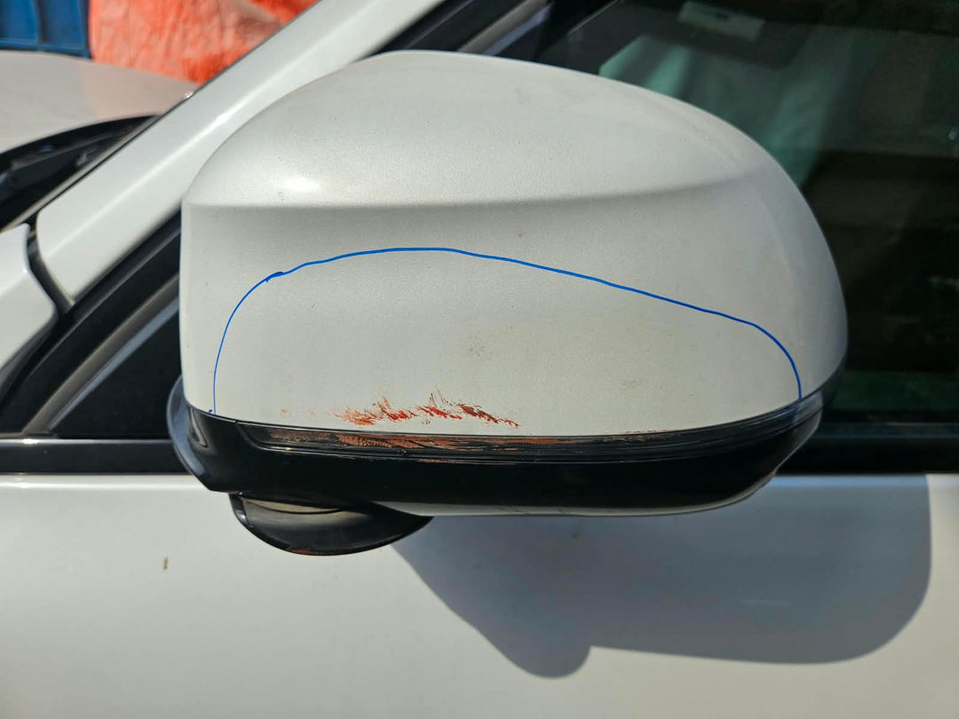 BMW X7 G07 X7 xDrive50i N63M 26.03.2019 Paintwork: A96 Upholstery: VATQ