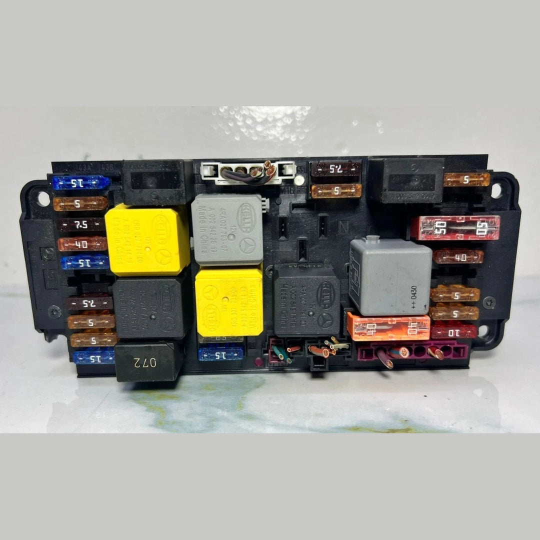 2004-2011 Mercedes W171 SLK AMG Front Fuse Relay SAM Module A171 5451601 OEM