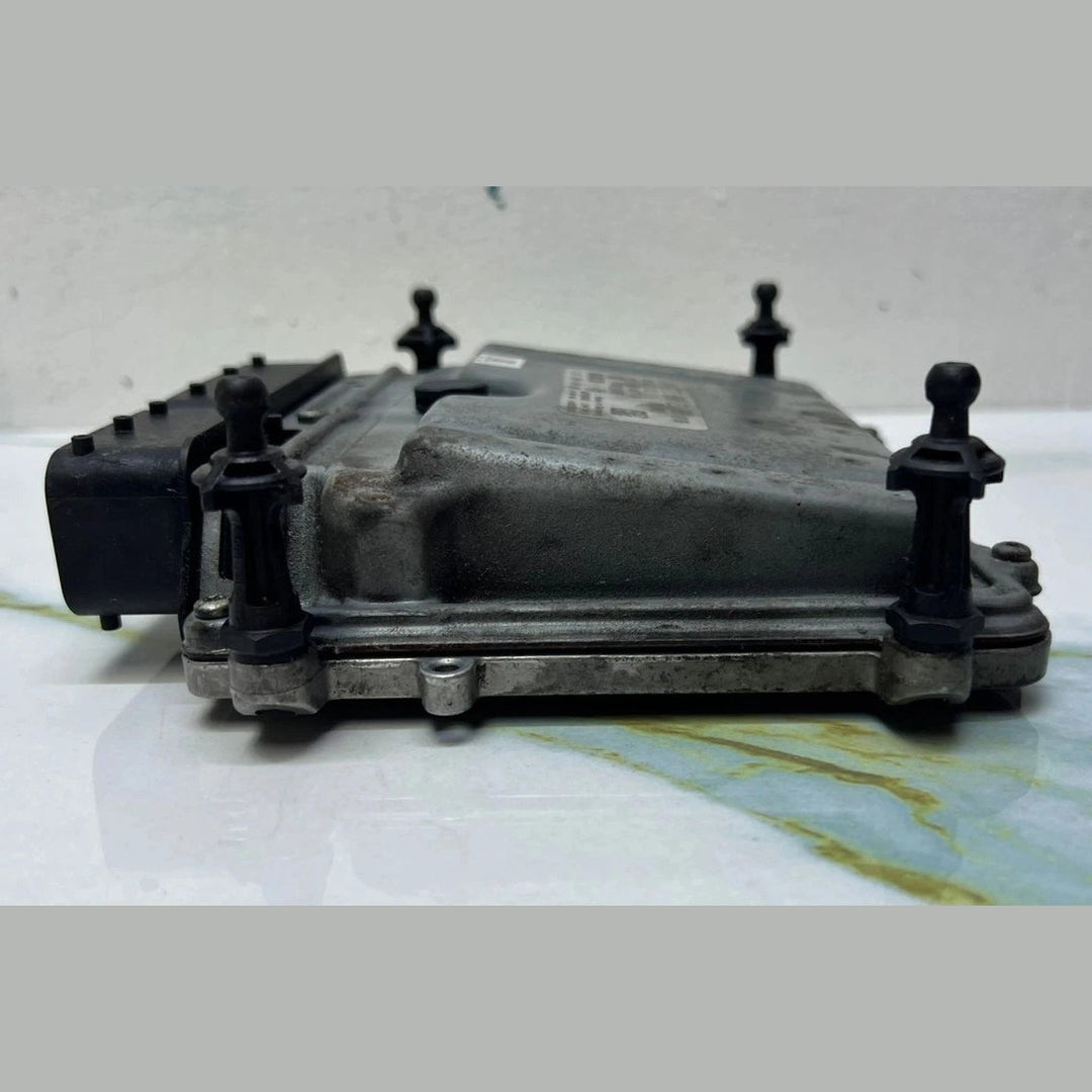 10-14 Mercedes W212 E-Class Engine Control Module Unit ECM ECU A272 9002100 OEM