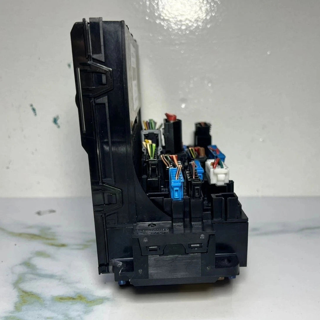 2004-2011 Mercedes W171 SLK AMG Front Fuse Relay SAM Module A171 5451601 OEM